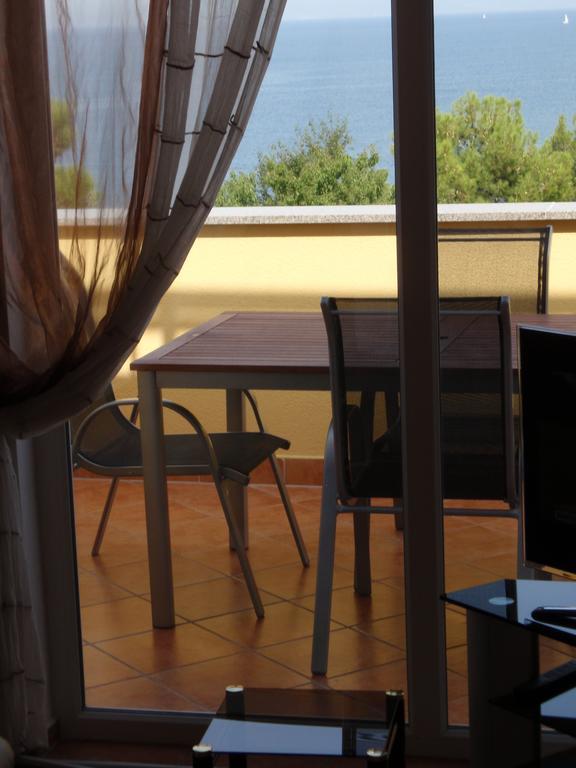 Apartments Salvore Crveni Vrh Room photo